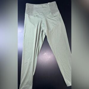 Aerie Offline Real Me 7/8 Legging Hi-Rise Size Large Light Olive NWT